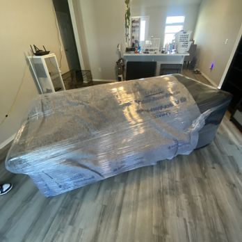 AR Moving - Nice large couch - Movers Near Me AR Moving - Nice large couch - Movers Near Me
