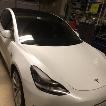 Dead Eye Tint & Vinyl - Tesla Model 3, Bad tint, piece of hair and air bubbles. - Car Window Tinting Near Me - Temecula, California