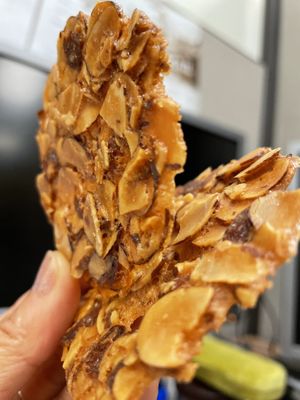 Suzanne's Cake & Pastry by null