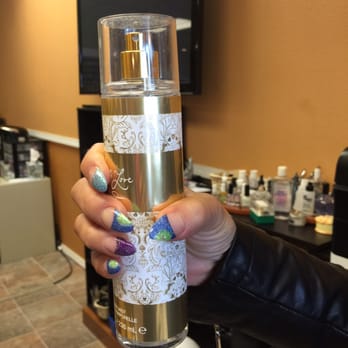 MD Nails - Nails by Bob - Nail Salons Near Me - Lynnwood, Washington