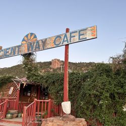 El Morro RV Park, Cabins & Ancient Way Cafe - Front entrance