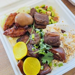 Slow braised pork bento