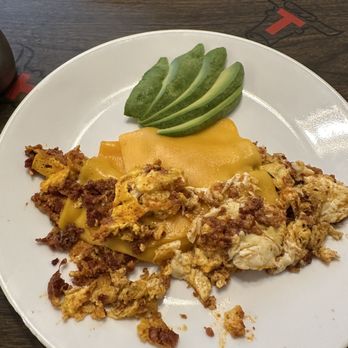 Garrett's Old Fashioned Restaurant - Scrambled eggs with chorizo. Added cheddar and avocado - American Near Me - Santa Barbara, California Garrett's Old Fashioned Restaurant - Scrambled eggs with chorizo. Added cheddar and avocado - American Near Me - Santa Barbara, California
