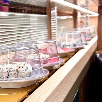 Blackfish Rotary Sushi - Conveyerbelt - Conveyor Belt Sushi Near Me - Buffalo Grove, Illinois Blackfish Rotary Sushi - Conveyerbelt - Conveyor Belt Sushi Near Me - Buffalo Grove, Illinois
