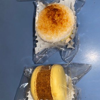 Whipped Bakery & Cafe - Crème brûlée and biscoff macaroon - Bakeries Near Me - Leander, Texas Whipped Bakery & Cafe - Crème brûlée and biscoff macaroon - Bakeries Near Me - Leander, Texas