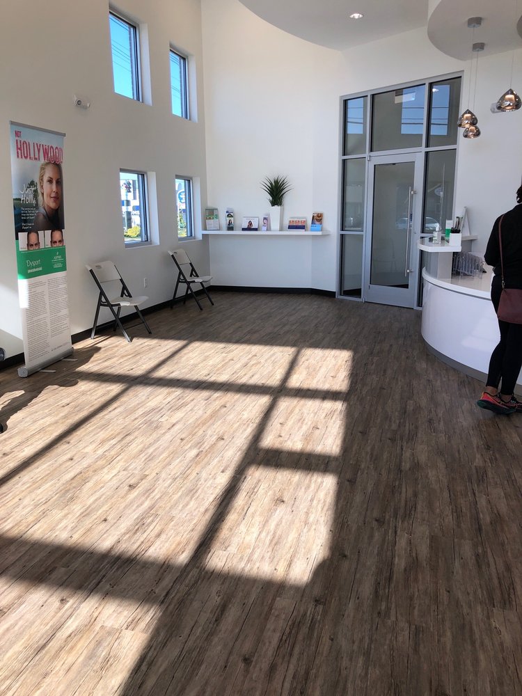 ADVANCED DENTAL CENTER Updated August 2024 17 Photos & 17 Reviews 8517 Preston Hwy