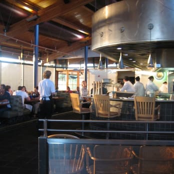 Anthony's Restaurant - Partial view of dining room - Seafood Near Me - Bellingham, Washington Anthony's Restaurant - Partial view of dining room - Seafood Near Me - Bellingham, Washington