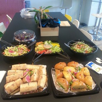 Las Olas - Yummy catering - Caterers Near Me - Longueuil, Quebec