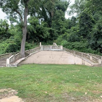 John A Roebling Memorial Park - Parks Near Me - Trenton, New Jersey