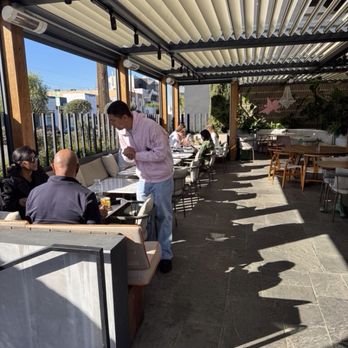Mood - Patio - Breakfast & Brunch Near Me - Los Angeles, California Mood - Patio - Breakfast & Brunch Near Me - Los Angeles, California