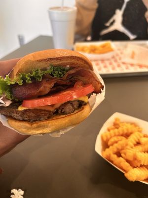 HipBurger by null