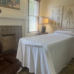 East Gate Healing Arts Center - Treatment room