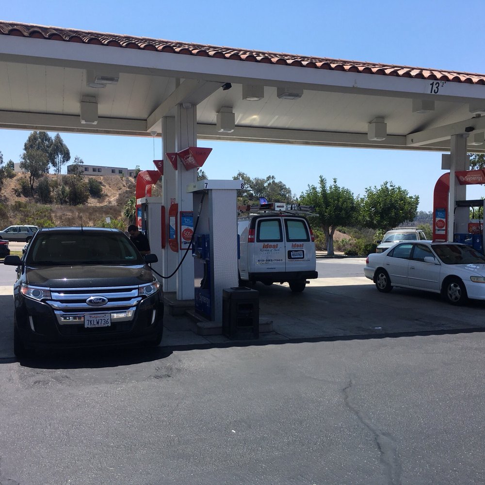 Circle K - Large pumping area - Convenience Stores Near Me - San Diego, California