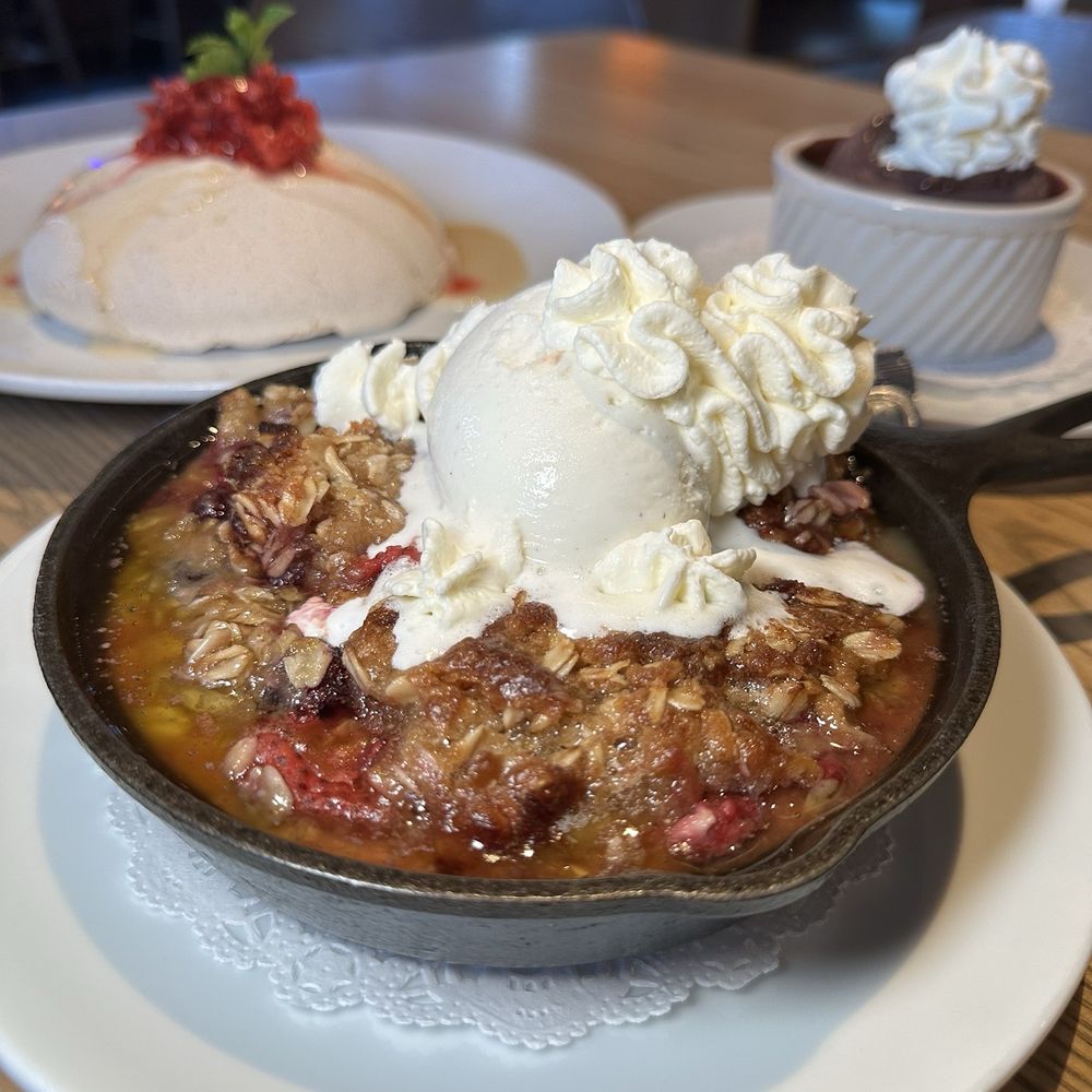 Haven Beer - Berry compote - Brewpubs Near Me - Hamden, Connecticut