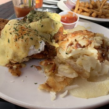 Broken Yolk Cafe - Chicken & waffles Benedict - Breakfast & Brunch Near Me - Costa Mesa, California
