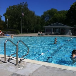 Highland Oaks Recreation Center & Cabana Club