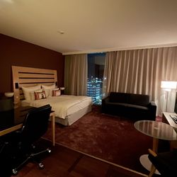 Clarion Hotel Copenhagen Airport - Large bedroom.