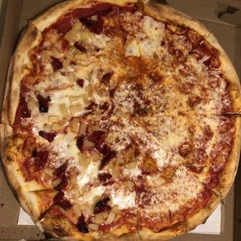 Woodbury Plaza - The pineapple dried tomato pizza with very few pineapple or dried tomato - Shopping Centers Near Me - Plainview, New York Woodbury Plaza - The pineapple dried tomato pizza with very few pineapple or dried tomato - Shopping Centers Near Me - Plainview, New York