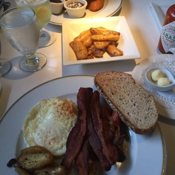 Vienna Wine Bar - Looks yummy - Wine Bars Near Me - Davie, Florida Vienna Wine Bar - Looks yummy - Wine Bars Near Me - Davie, Florida