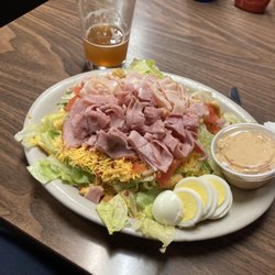 Mr Pibs Restaurant - The Chef salad.