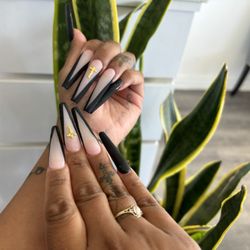 Teresa's Nails - Full set/design