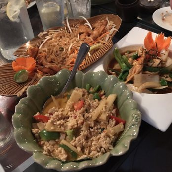 The Green Papaya - Thai Near Me - Canton, Connecticut The Green Papaya - Thai Near Me - Canton, Connecticut
