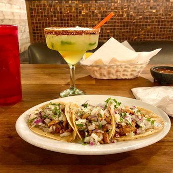 Los Pepe’s - Jalapeños margarita and chicken street tacos - Mexican Near Me - Vancouver, Washington