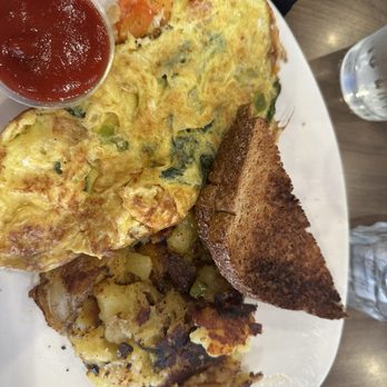 Double Nickel - Veggie Omelette - Breakfast & Brunch Near Me - Cleveland, Ohio