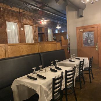 Jeremiah's Restaurant & Lounge - Dining room - Lounges Near Me - Sikeston, Missouri Jeremiah's Restaurant & Lounge - Dining room - Lounges Near Me - Sikeston, Missouri