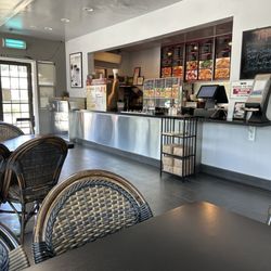 AJ's Chinese Express - Inside