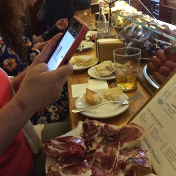 El Vaso de Oro - Tapas Bars Near Me - Barcelona, B El Vaso de Oro - Tapas Bars Near Me - Barcelona, B
