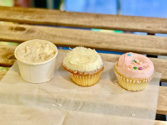 Sugar Sweet Sunshine Bakery by null