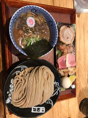 Ramen Tomita by null