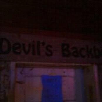 Devil's Backbone Tavern - Dive Bars Near Me - Fischer, Texas