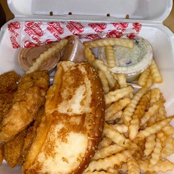Raising Cane's Chicken Fingers - 6 piece combo - Fast Food Near Me - Honolulu, Hawaii Raising Cane's Chicken Fingers - 6 piece combo - Fast Food Near Me - Honolulu, Hawaii