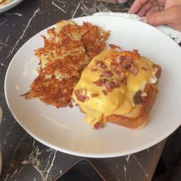 Eggs Benedict