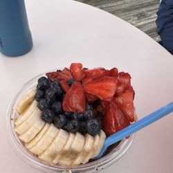 Playa Bowls - Pura Vida with banana
