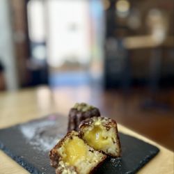Lemon Canelé