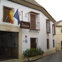 Hotel Albucasis - Puerta principal