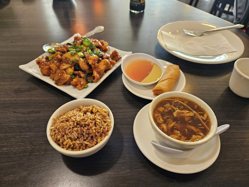 Szechuwan Garden — Mexican restaurant in Canoga Park