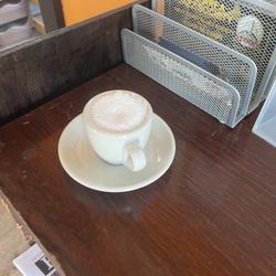 The owner's daughter ran a pit this cup of salt at the door after she verbally abused me for asking for a refund