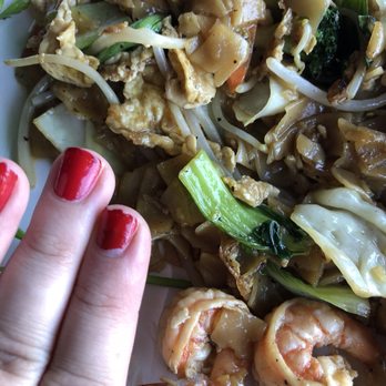 Tani Thai Restaurant - Shrimp are SMALL - Thai Near Me - Buford, Georgia