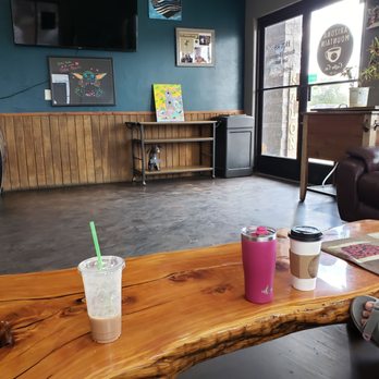 Arizona Mountain Coffee - Cozy - Coffee & Tea Near Me - Show Low, Arizona