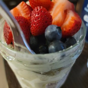 H-E-B - Made homemade vanilla ice cream with blueberries / strawberries from HEB - Drugstores Near Me - Houston, Texas H-E-B - Made homemade vanilla ice cream with blueberries / strawberries from HEB - Drugstores Near Me - Houston, Texas