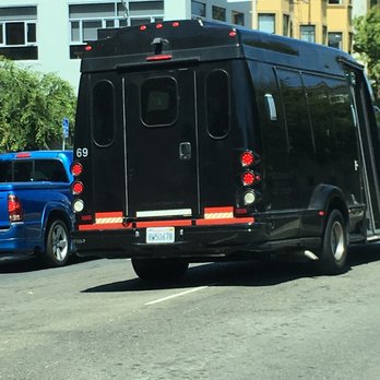 Paramount Transportation - Limos Near Me - Hayward, California Paramount Transportation - Limos Near Me - Hayward, California