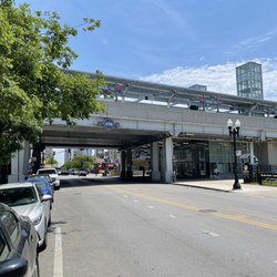 CTA - Wilson Red Line Station