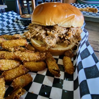 Hatchers On Target BBQ - Barbeque Near Me - Alcoa, Tennessee Hatchers On Target BBQ - Barbeque Near Me - Alcoa, Tennessee