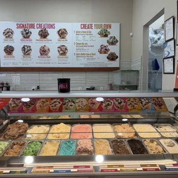 Cold Stone Creamery - Ice cream - Desserts Near Me - Tucker, Georgia
