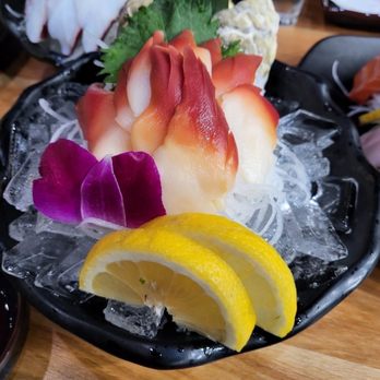 Heemo Sushi - sushi - Sushi Bars Near Me - Duarte, California