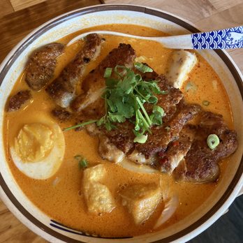 Noodle Point - Chicken laksa - Asian Fusion Near Me - Portland, Oregon Noodle Point - Chicken laksa - Asian Fusion Near Me - Portland, Oregon